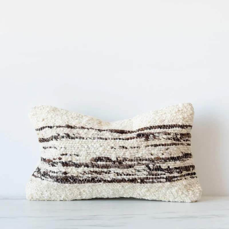 Big Savings On Trendy Styles Amber Lewis x Loloi Joan Pillow