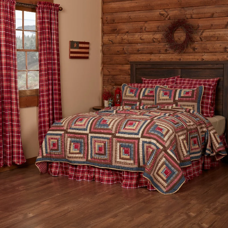 Weekend Savings Spree Braxton Queen Quilt 94Wx94L VHC Brands