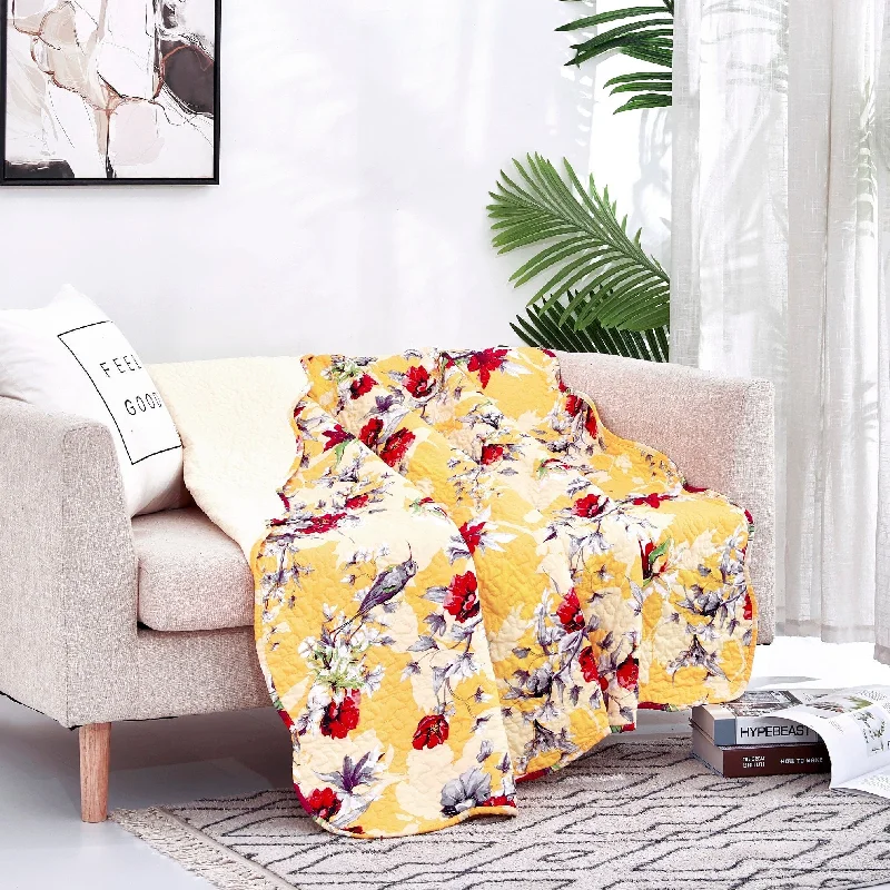 DaDa Bedding Yellow Floral Quilted Throw Blanket - Hummingbirds Farmhouse Red Flowers for Couch, Sofa or Bed- Scalloped Edges - 50 x 60