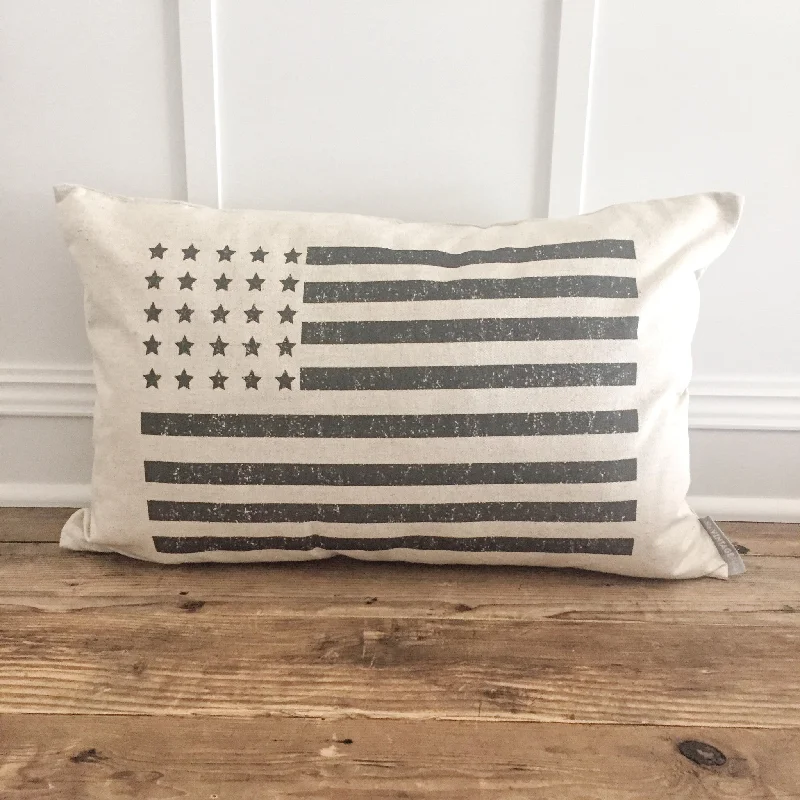 Distressed Flag Pillow Cover (Black)