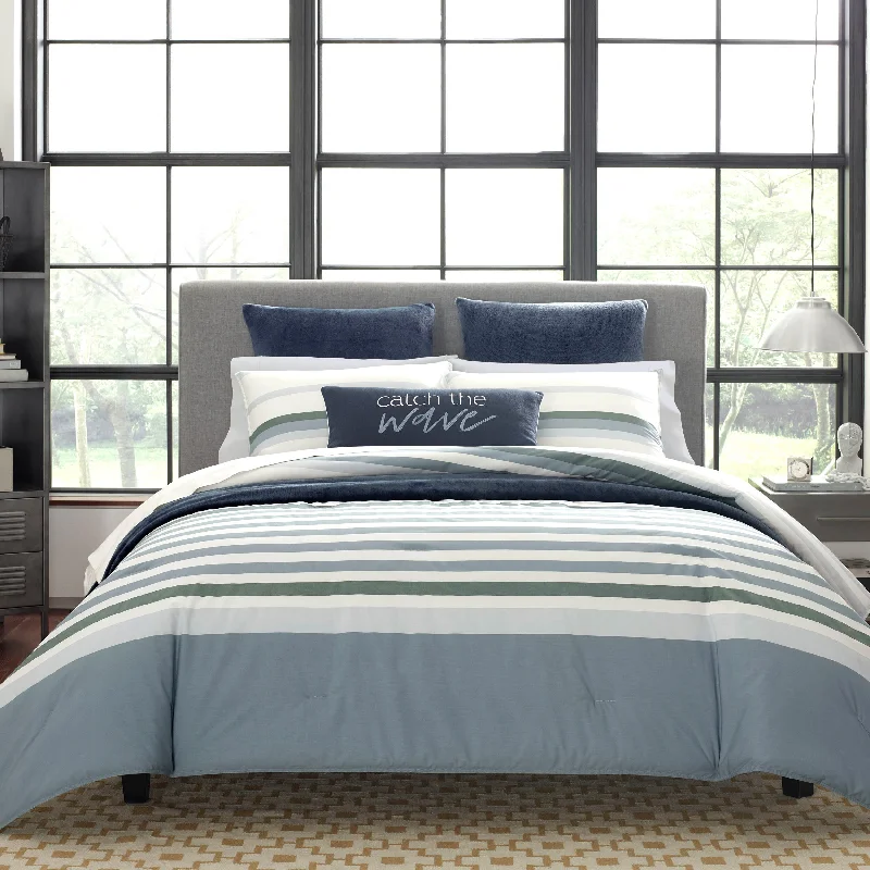 Nautica Lansier Comforter & Sham Set In Grey