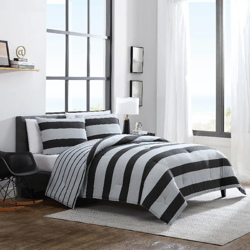 Nautica Lawndale Full/Queen Reversible Comforter And Sham Set