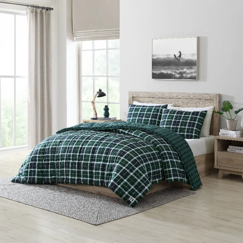 Nautica Northsail Plaid Navy King Reversible Comforter & Sham Set